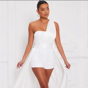 New romper !!!Never worn